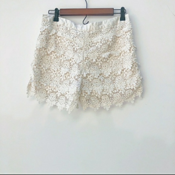 Joe Fresh cream color crochet shorts size 8 EUC - Picture 3 of 5